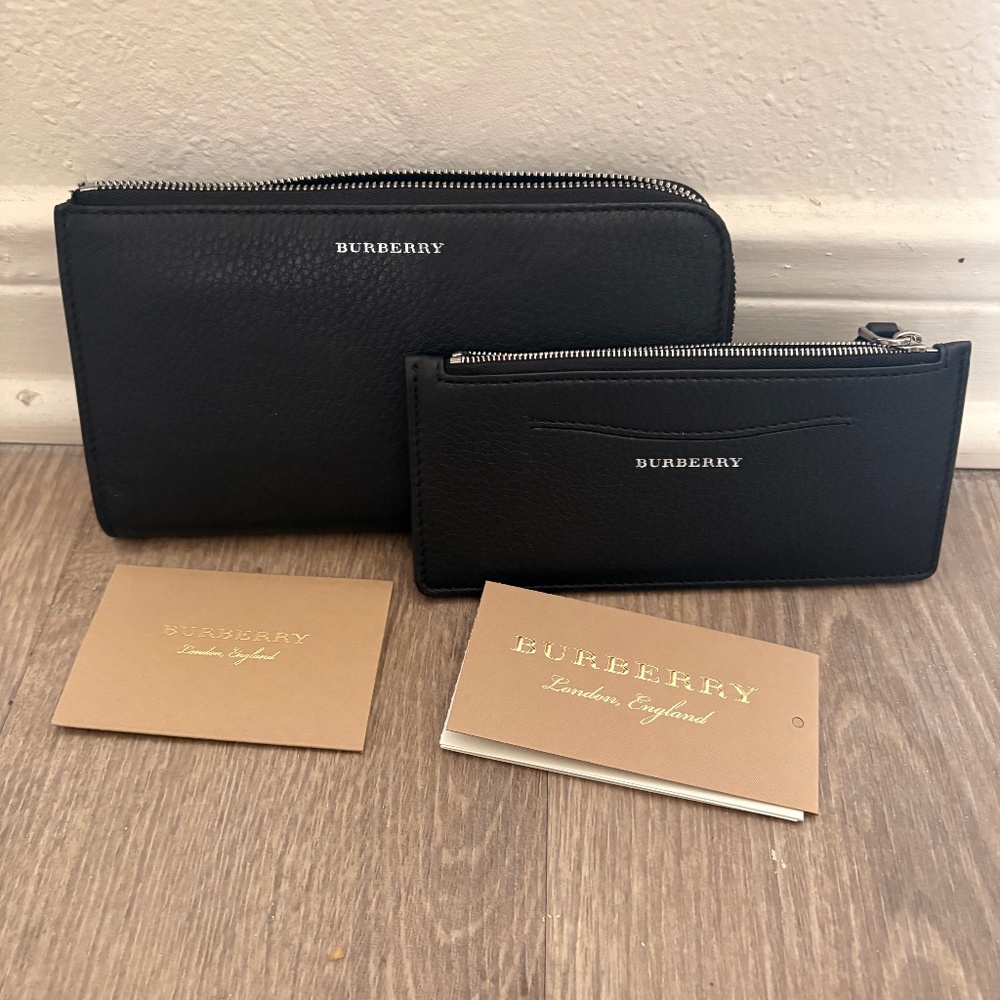 Burberry wallet and coin purse: never used